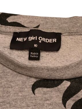 New Girl Order Yin Yang Oversized Sweatshirt Gray Size 6 Y2K Streetwear